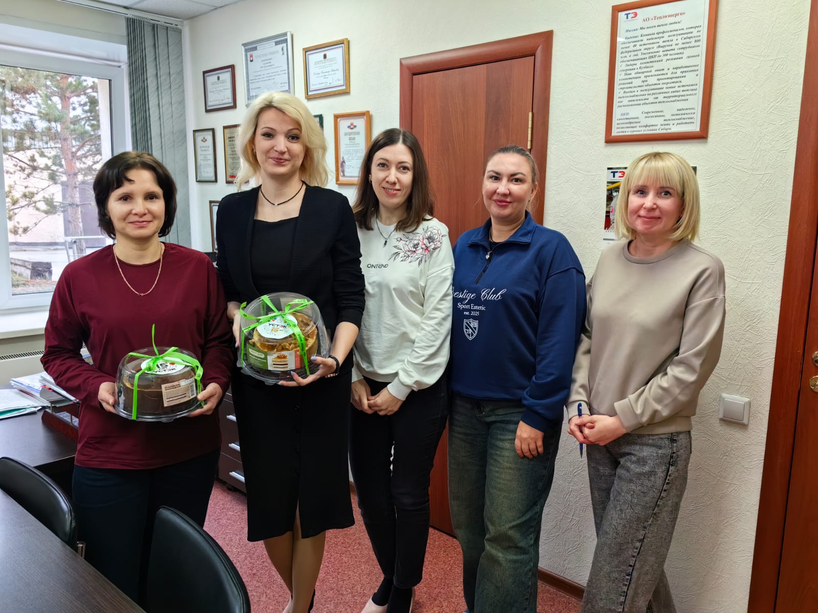 Партнёры поздравили компанию УСТЭК с 15-летним юбилеем!